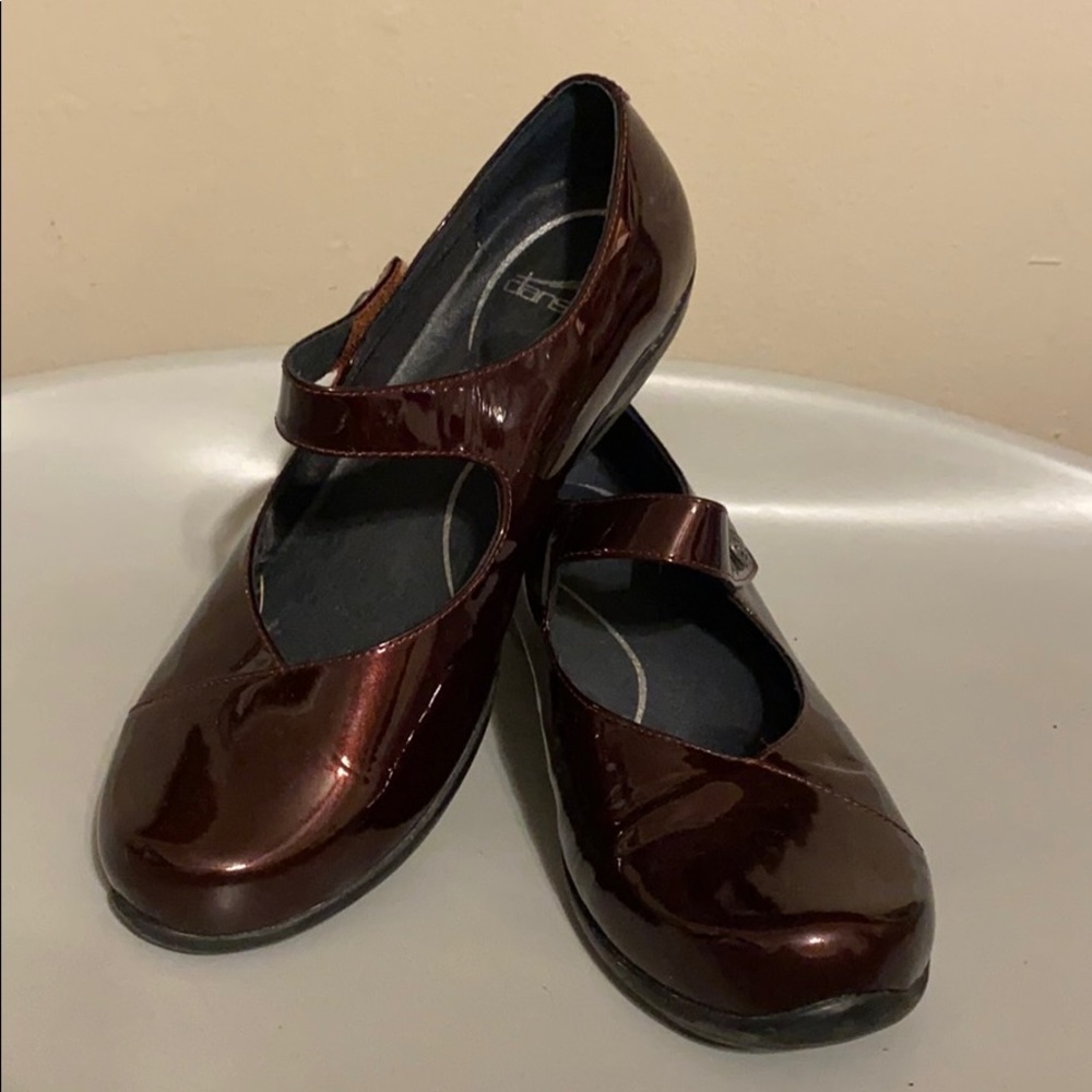 *Worn Once* Patent Leather Dansko Mary Jane
